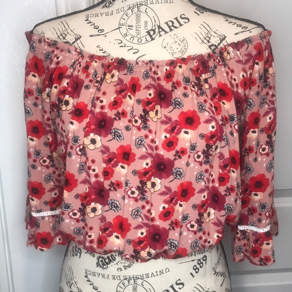 4/$25 Forever 21 off the Shoulder Crop Top Small - Picture 2 of 8